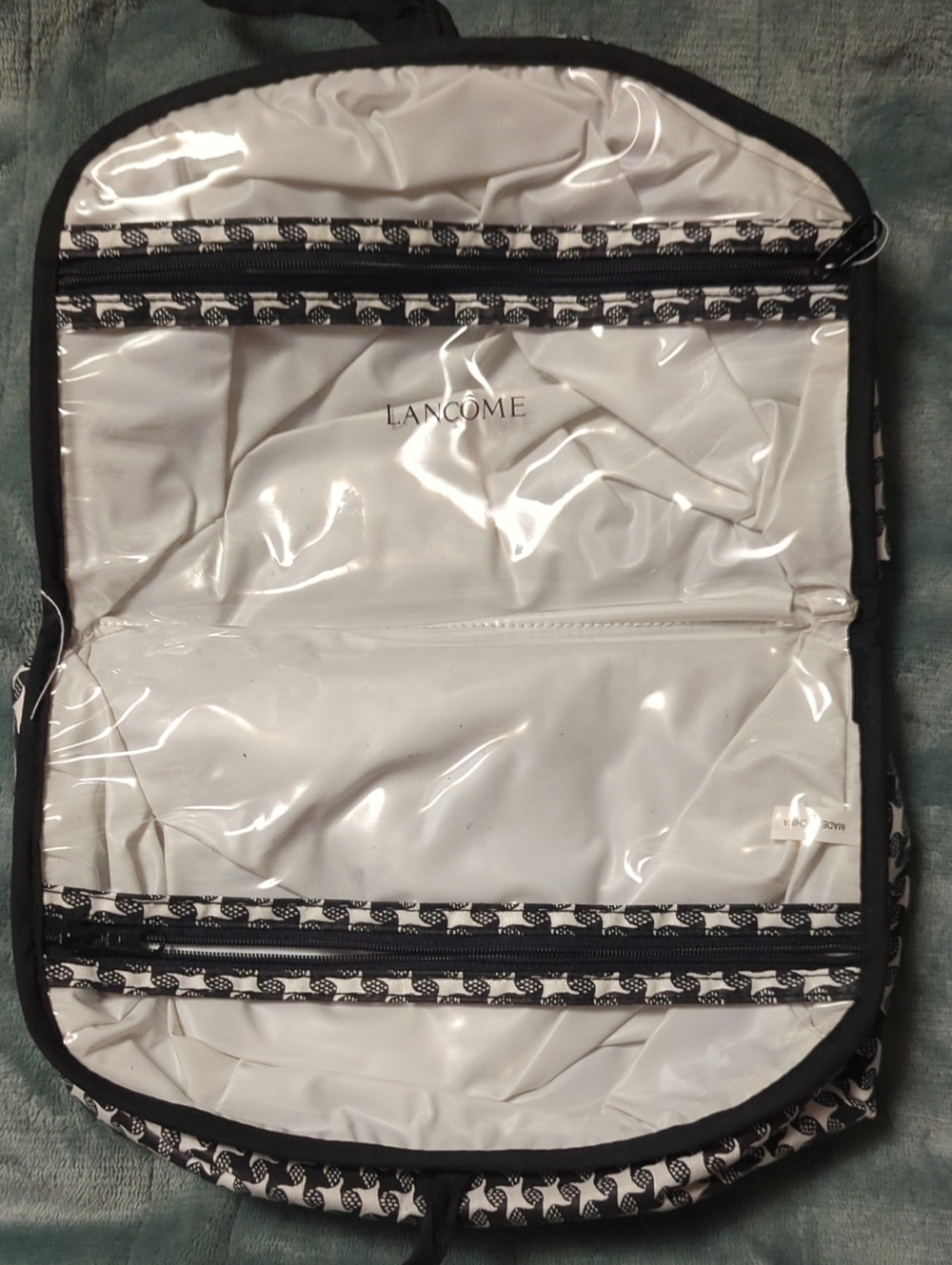 7-Lancôme Clear White Travel Cosmetic Bag. Pre-loved.